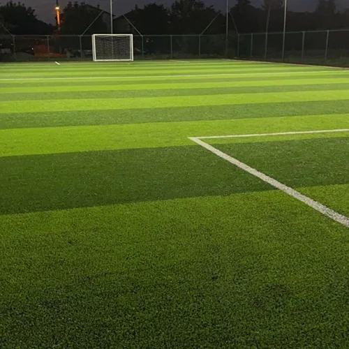 ملاعب العشب الصناعي حدائق الفرسان